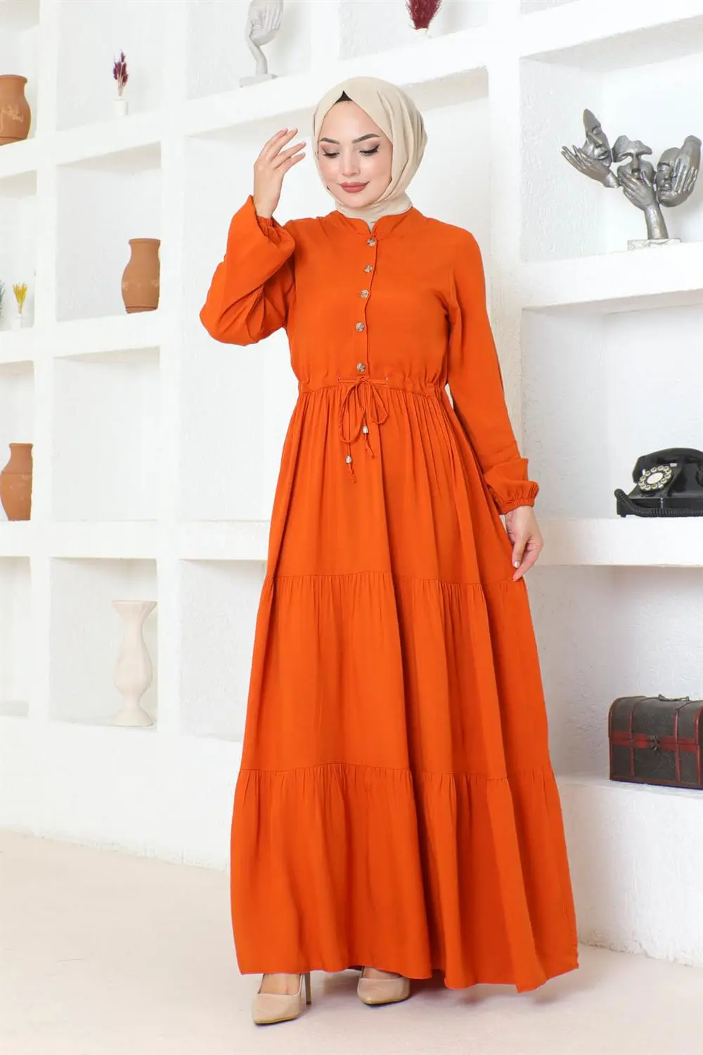 Gathered Waist Belted Dress-detail