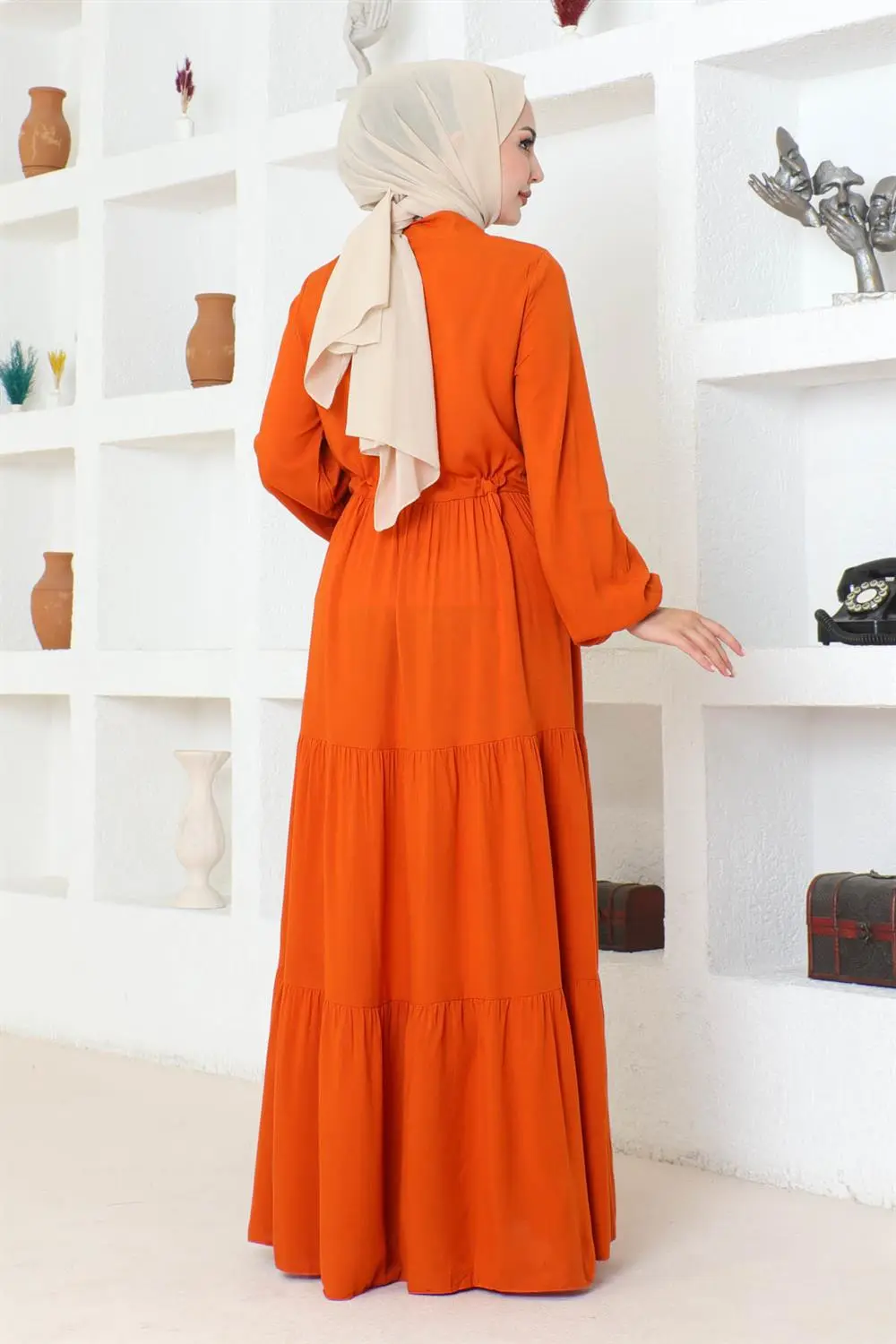 Gathered Waist Belted Dress-detail