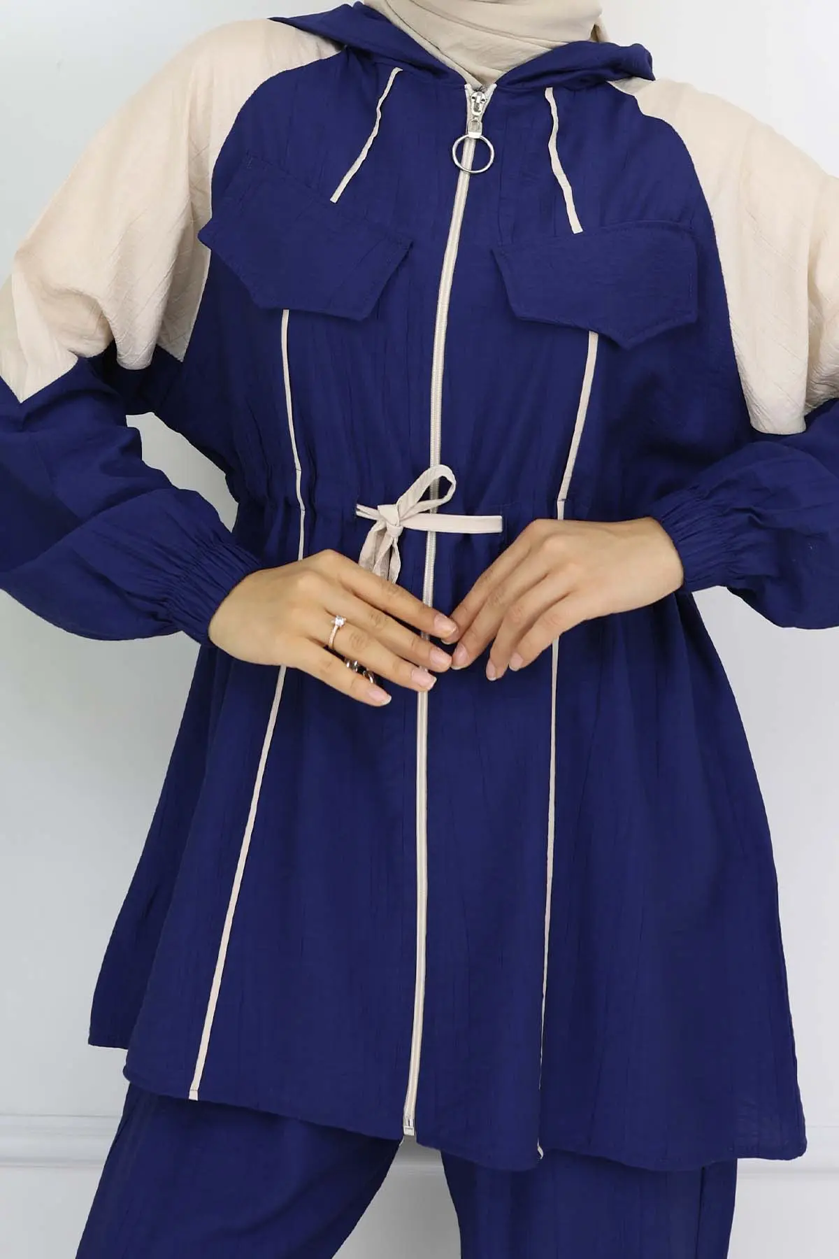 Waist Tie Striped Suit-detail