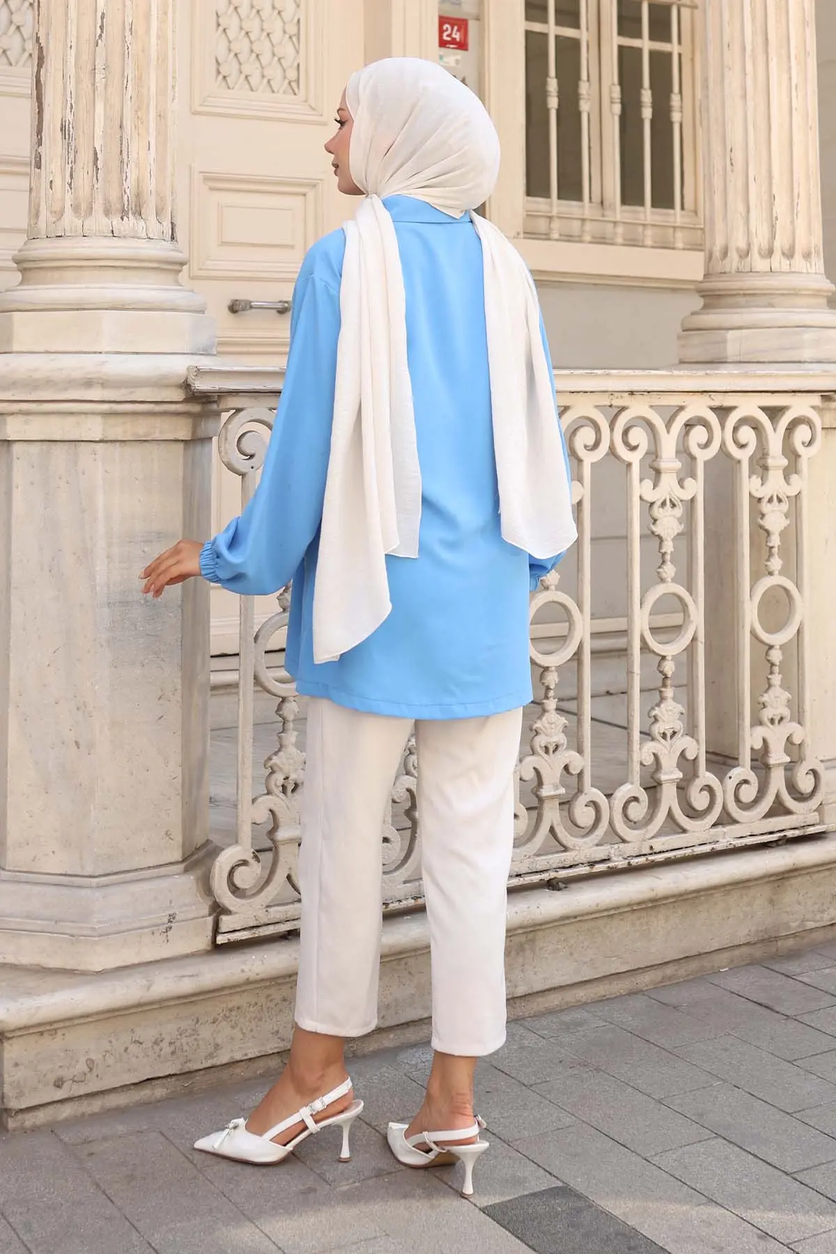 Beli Büzgülü Fermuarlı Kısa Kap-detail