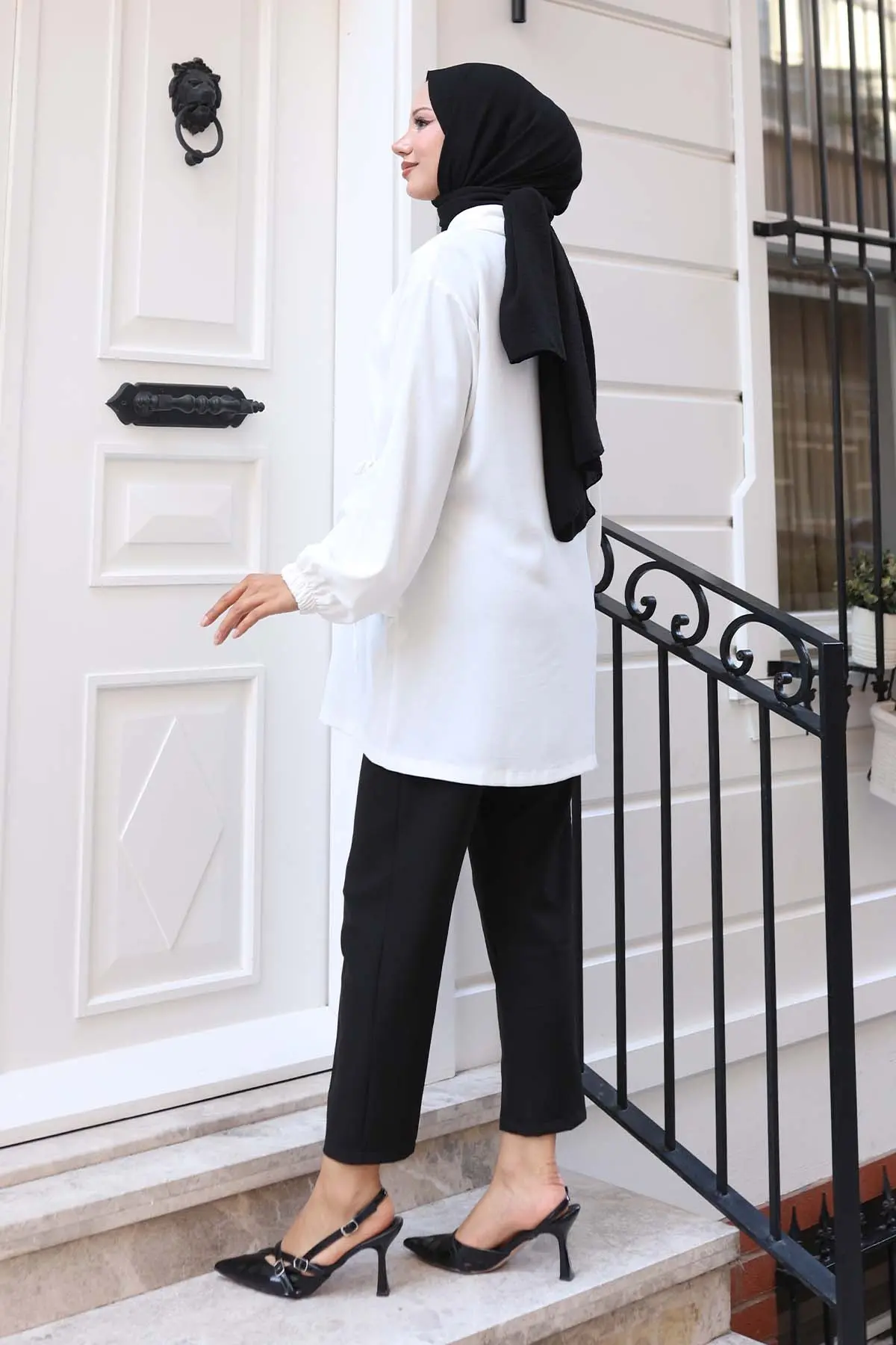 Beli Büzgülü Fermuarlı Kısa Kap-detail