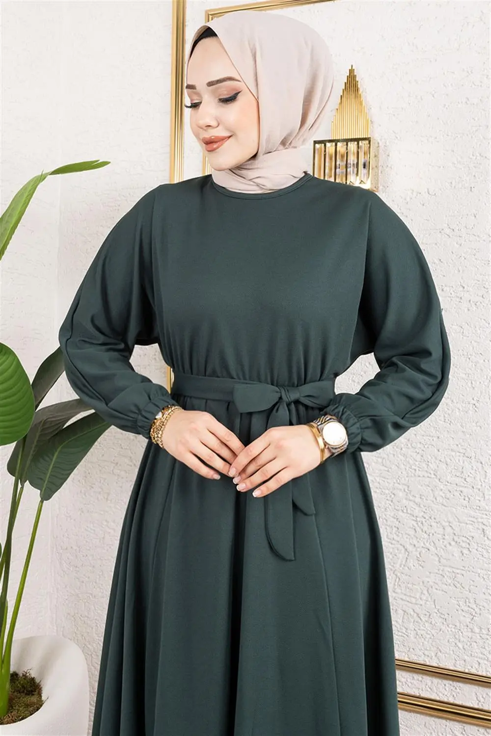 Gathered Waist Belted Dress-detail