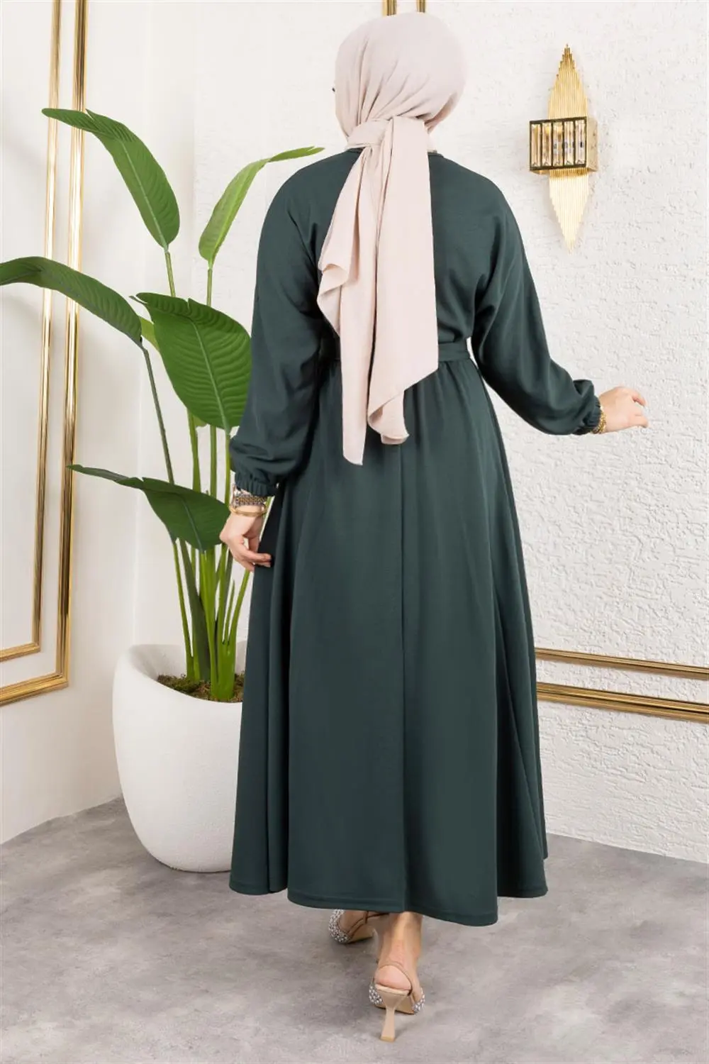 Gathered Waist Belted Dress-detail