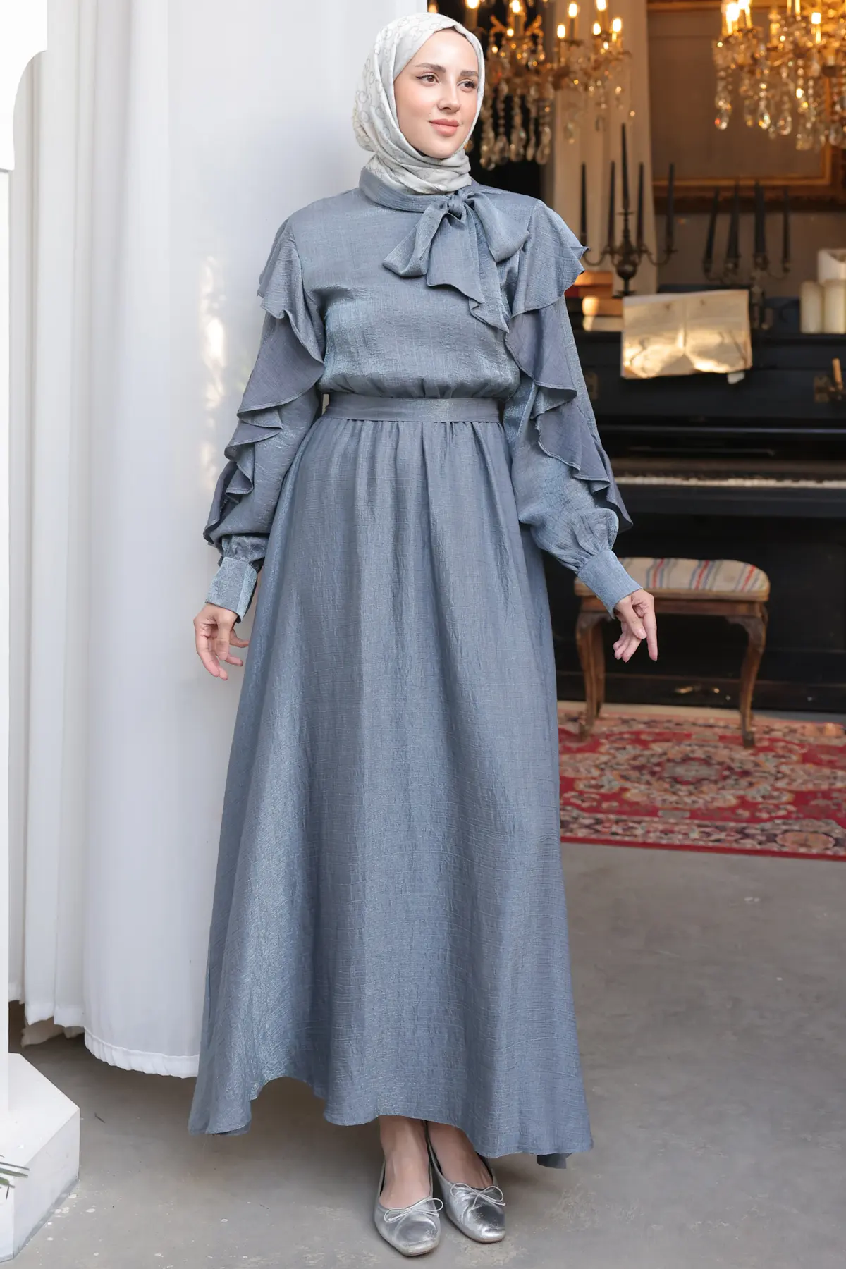 Beli Kuşaklı Fırfır Detaylı Elbise Gri 2092-detail