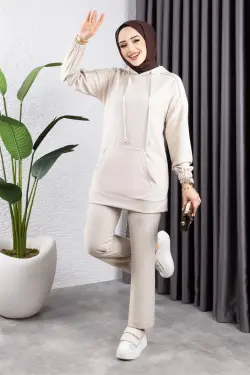 Biyeli Kapşonlu Spor Takım