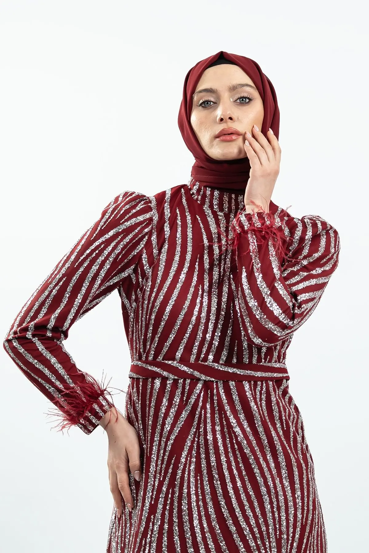 Bordo Simli Tüy Detaylı Abiye Elbise-detail