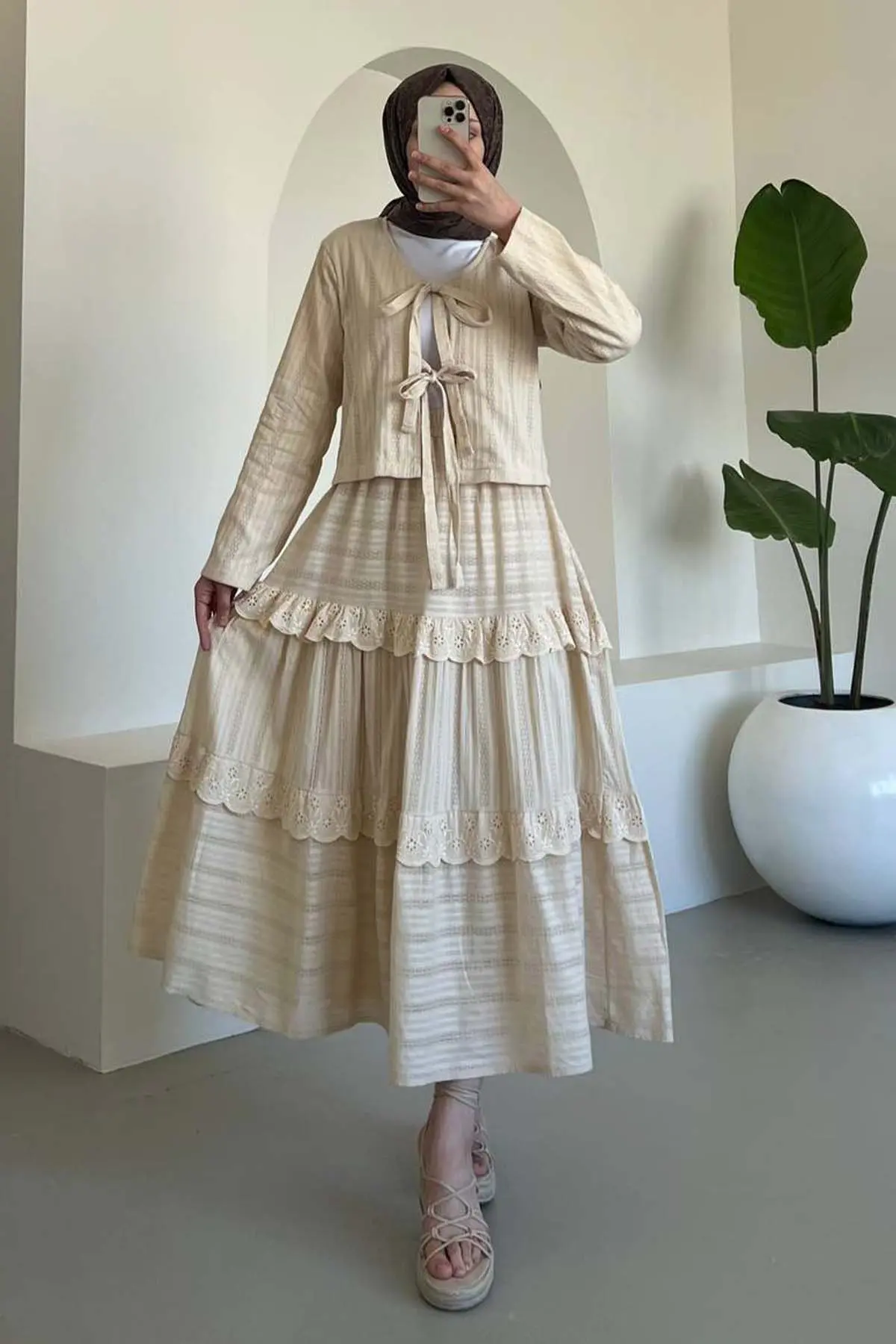 Embroidered Skirted Suit-detail