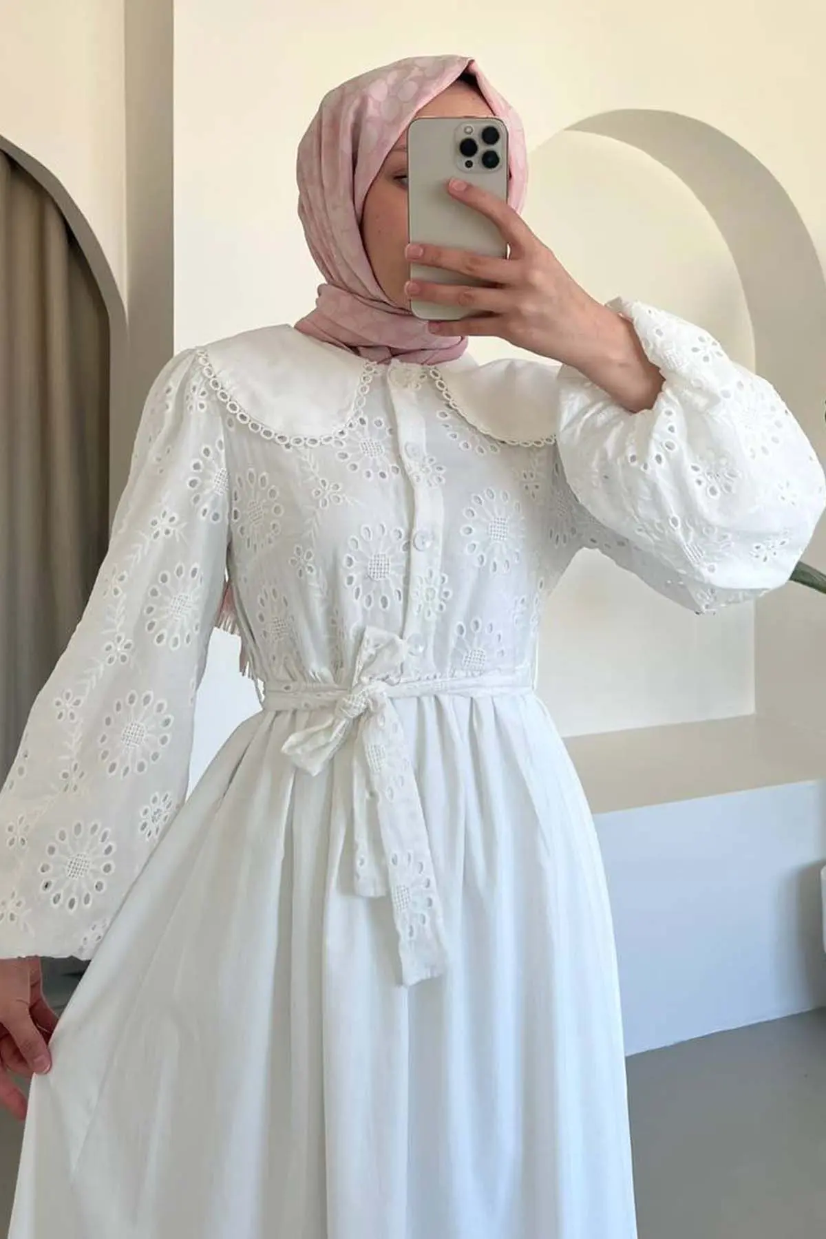 Brode Detaylı Bebe Yaka Elbise Beyaz 1003-1-detail