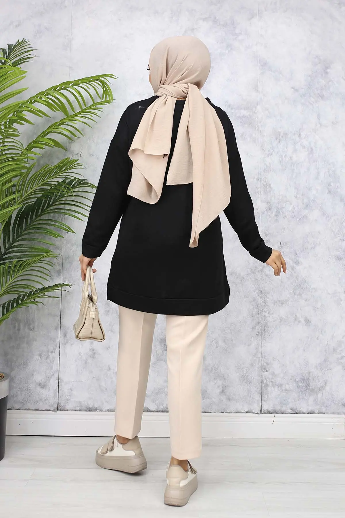 Brooch Detailed Tunic-detail