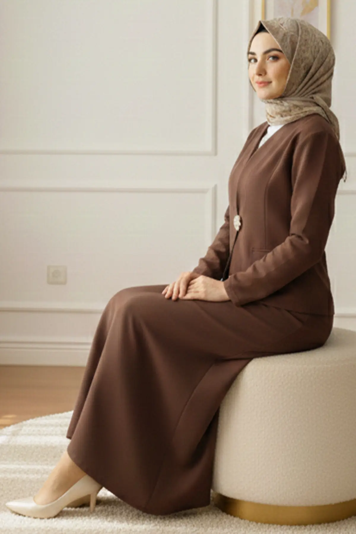 Brooch Jacket Suit-detail