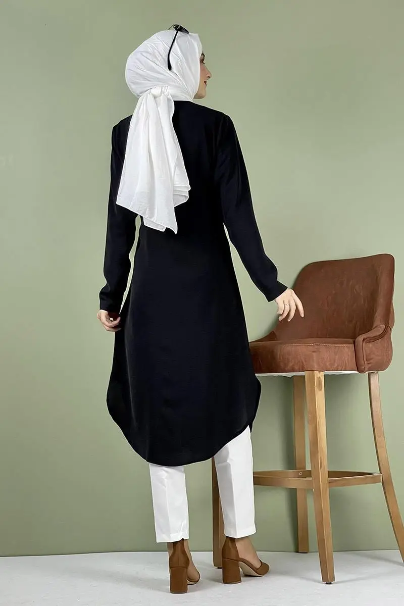 Large Size Aerobin Buttoned Tunic-detail