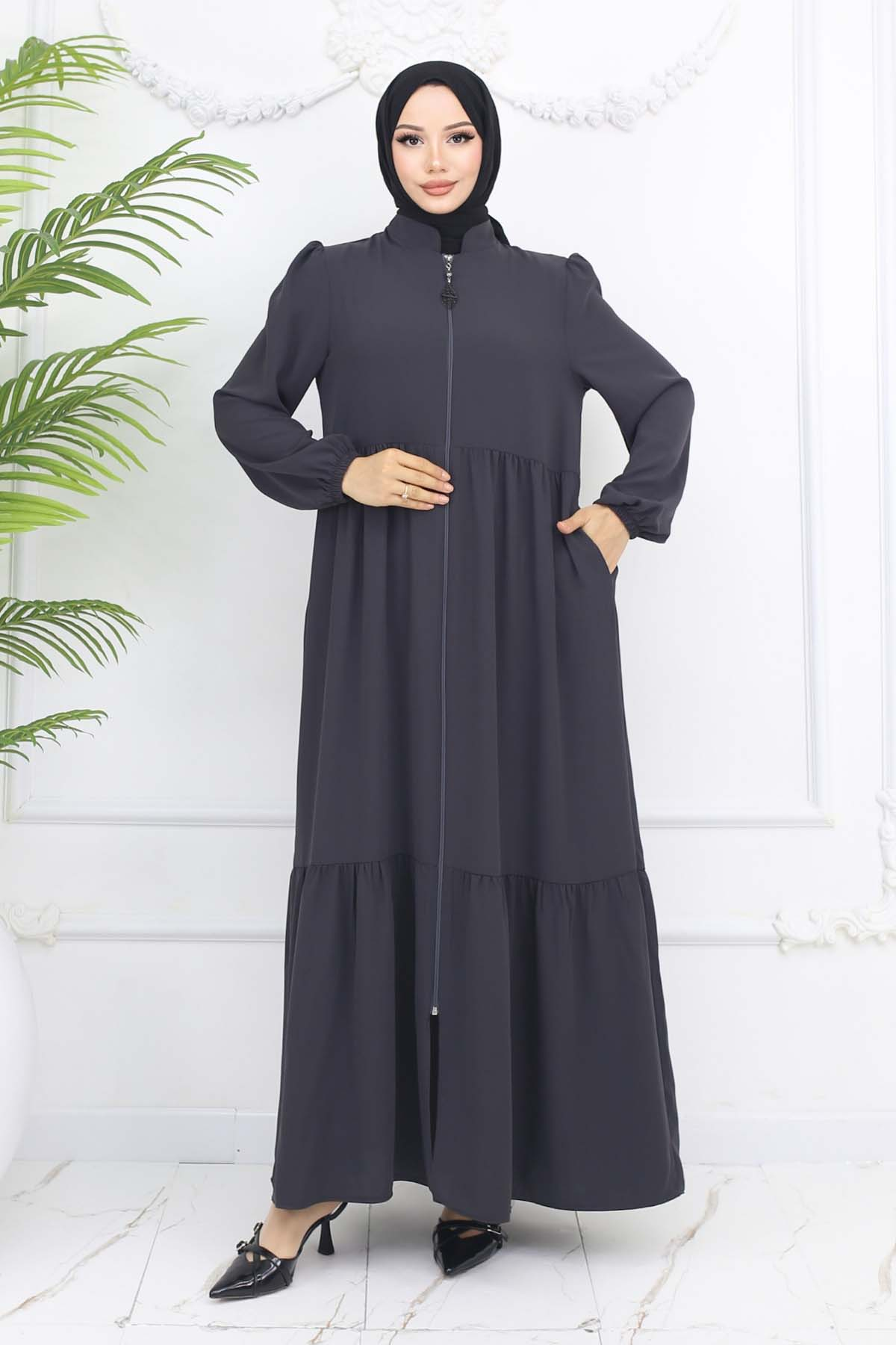 Zippered Abaya With Gathered Detail