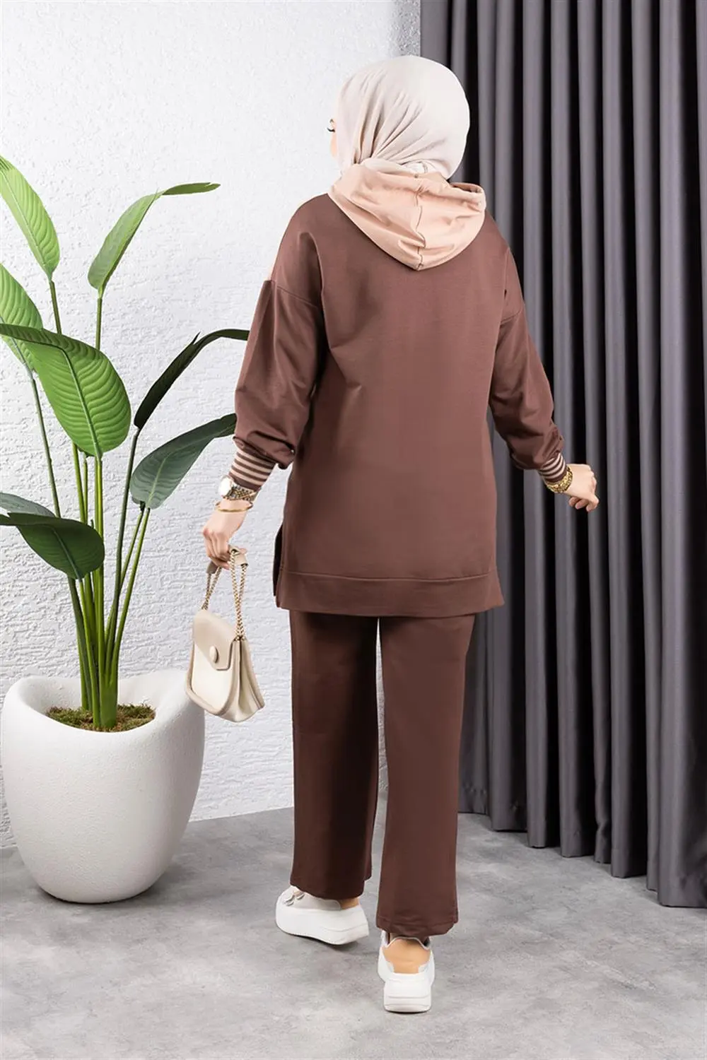 Çapraz Garnili Ribanalı Spor Takım Kahve Latte-detail