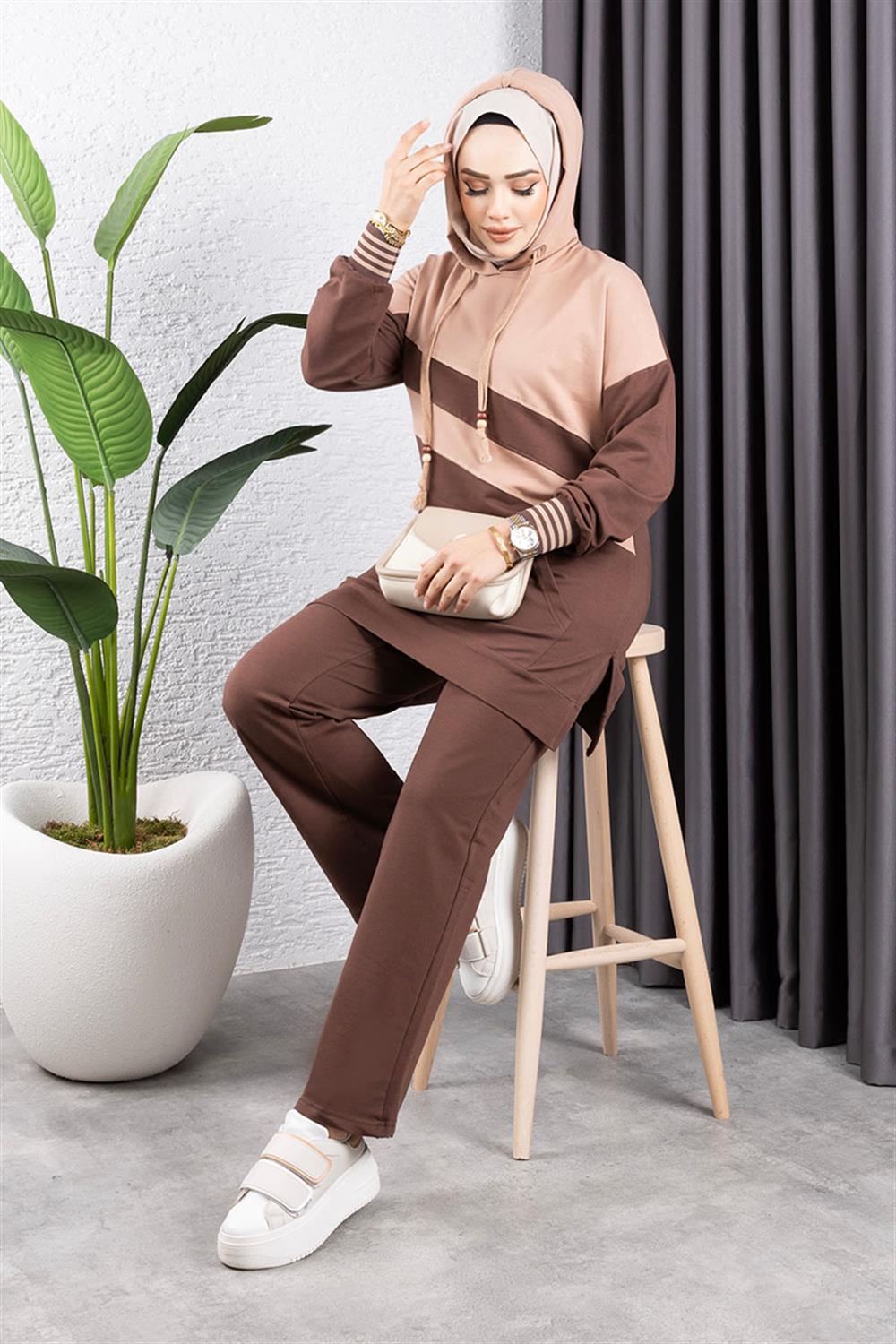 Çapraz Garnili Ribanalı Spor Takım Kahve Latte