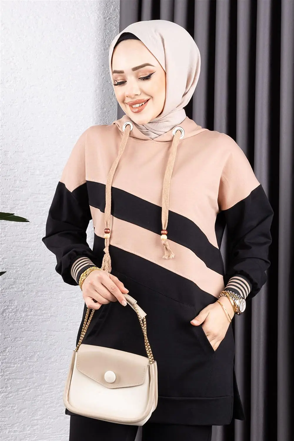 Çapraz Garnili Ribanalı Spor Takım Siyah Vizon-detail