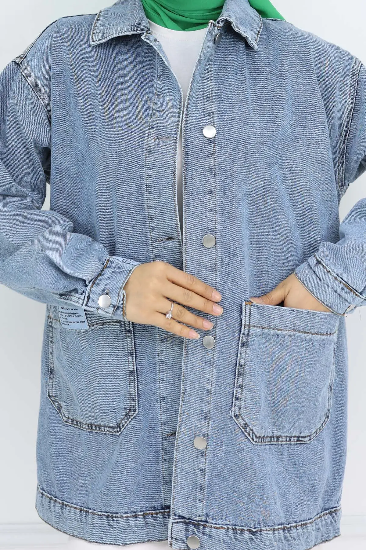 Cep Detaylı Tesettür Kot Ceket Mavi 702-detail