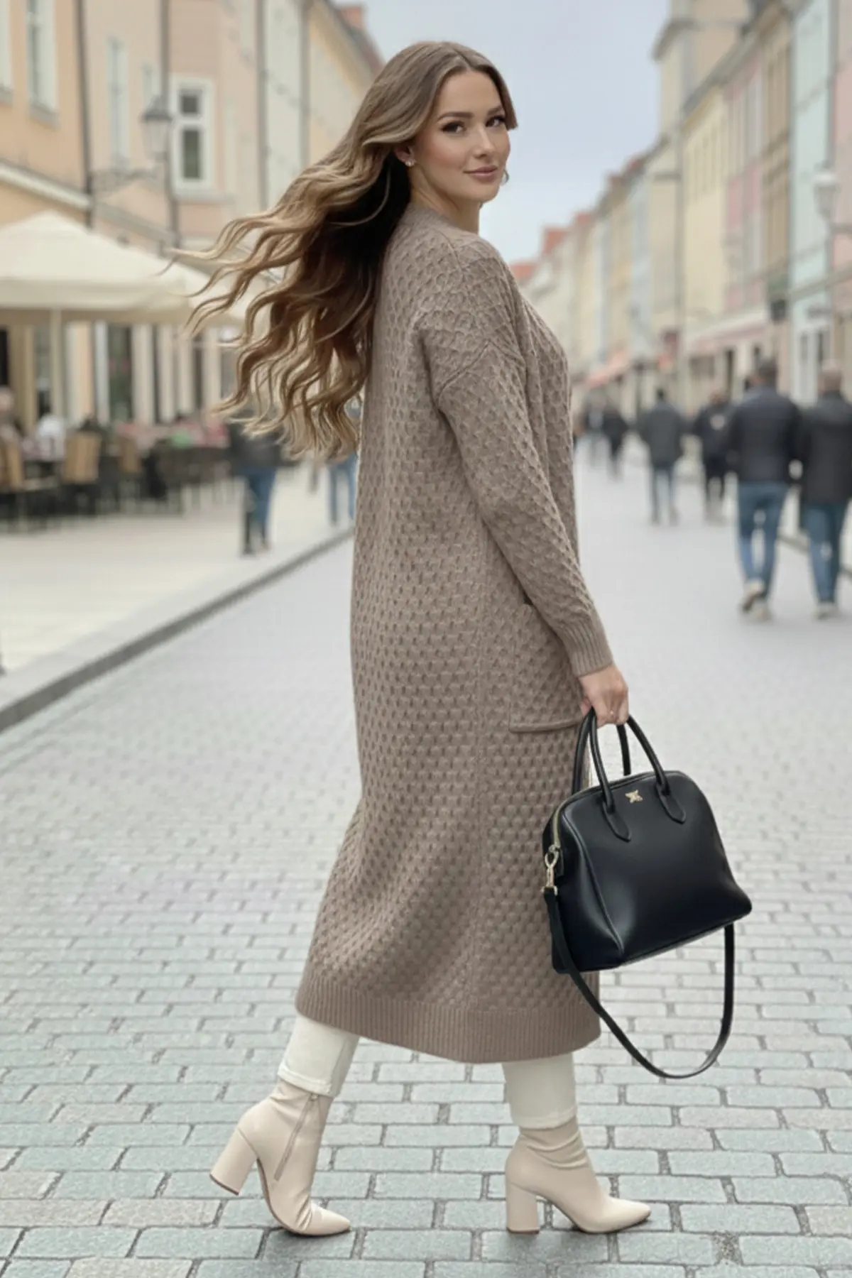 Long Patterned Knitted Cardigan With Pockets-detail