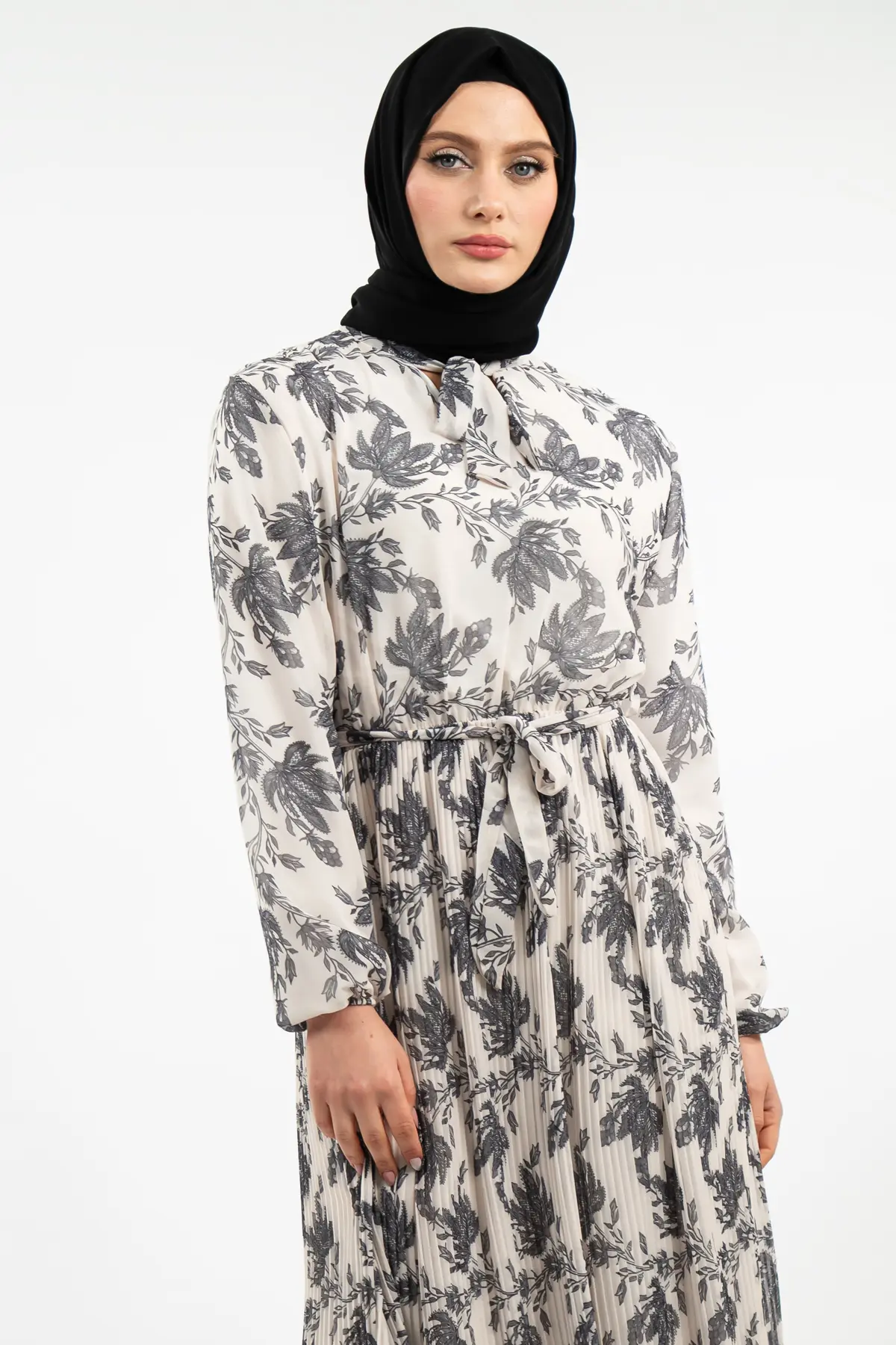 Çiçek Desenli Gri Tesettür Elbise-detail