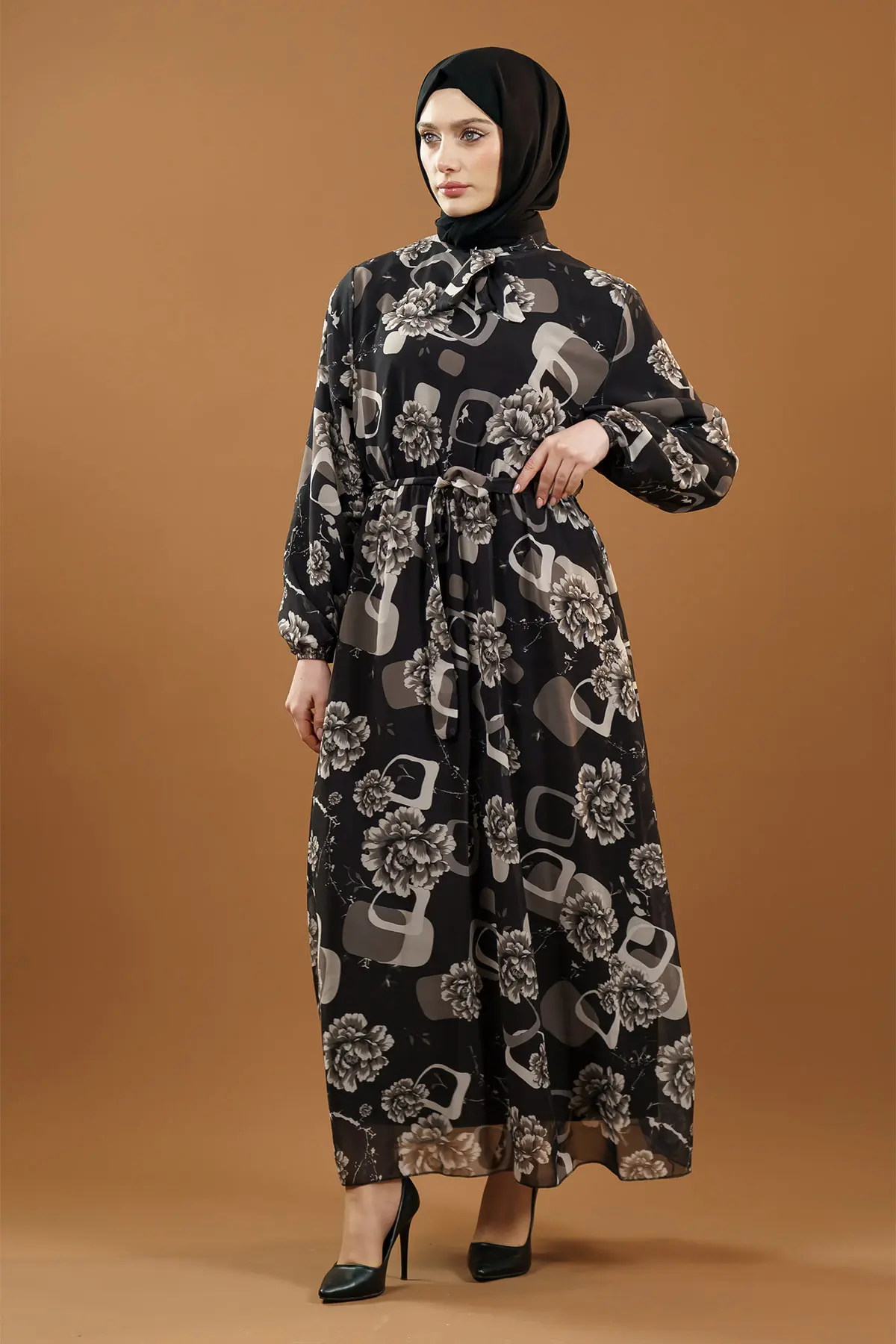 Çiçek Desenli Indigo Tesettür Elbise Siyah-detail