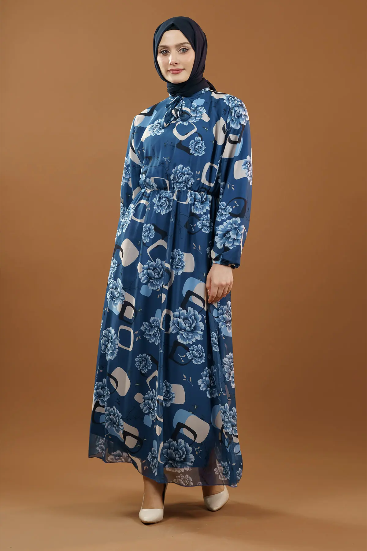 Çiçek Desenli Indigo Tesettür Elbise-detail