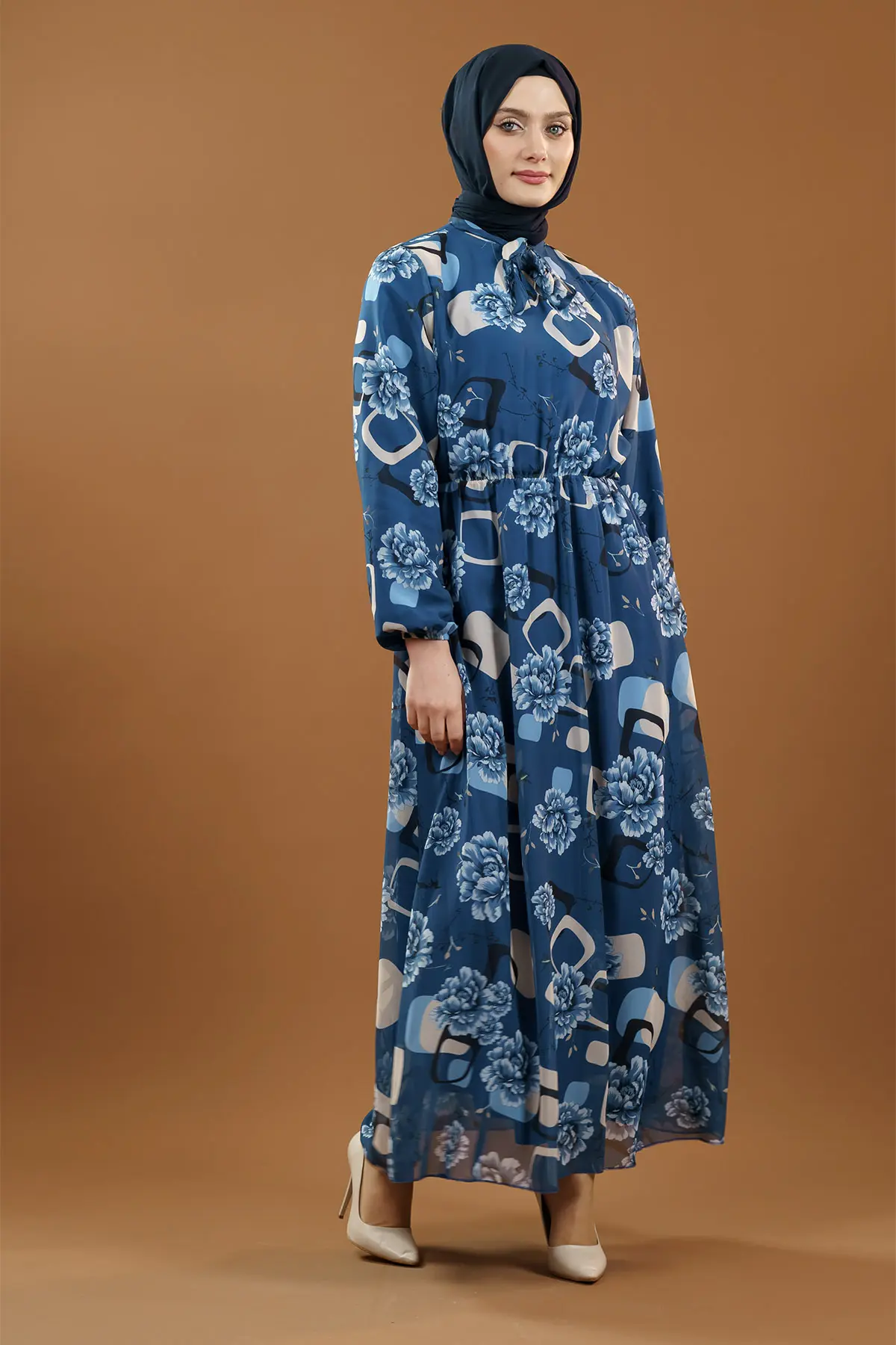 Çiçek Desenli Indigo Tesettür Elbise-detail