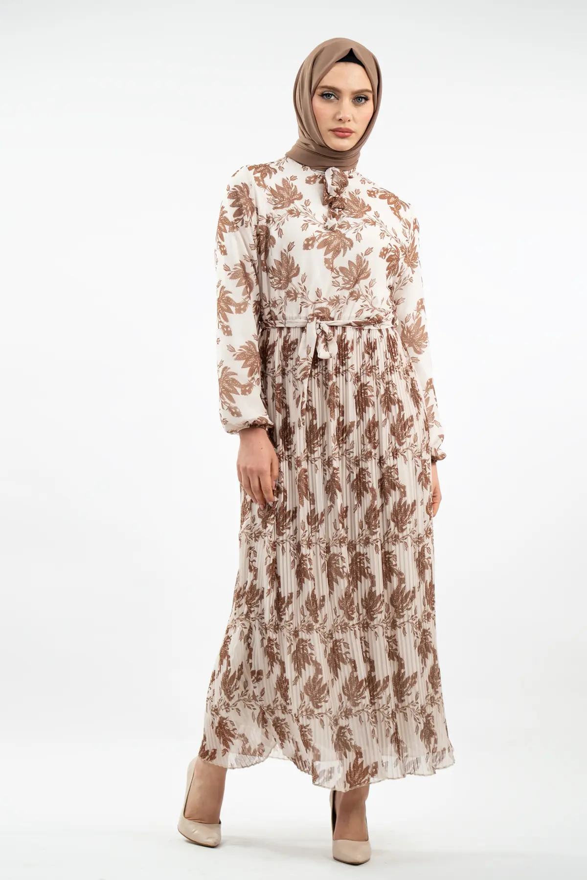 Çiçek Desenli Kahverengi Tesettür Elbise-detail