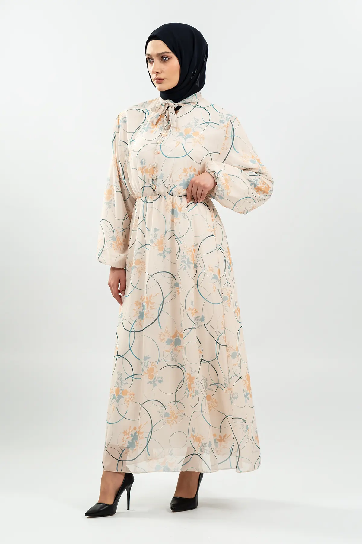 Çiçek Desenli Krem Tesettür Elbise-detail