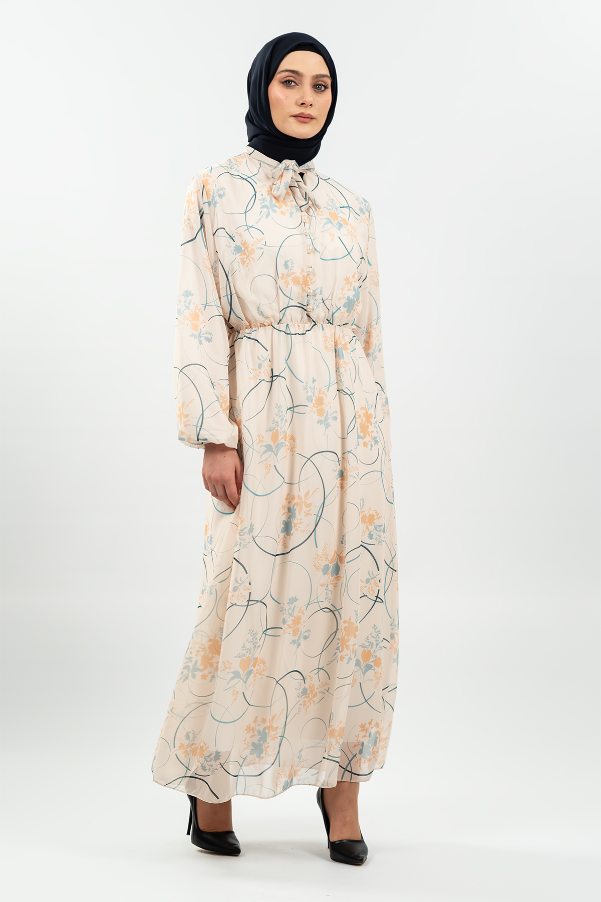 Çiçek Desenli Krem Tesettür Elbise