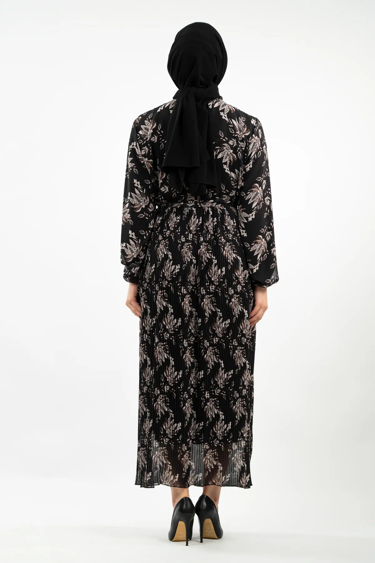Çiçek Desenli Pileli Siyah Tesettür Elbise-detail
