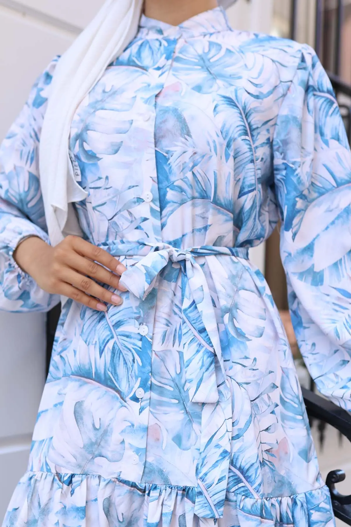 Çiçek Desenli Tesettür Elbise-detail