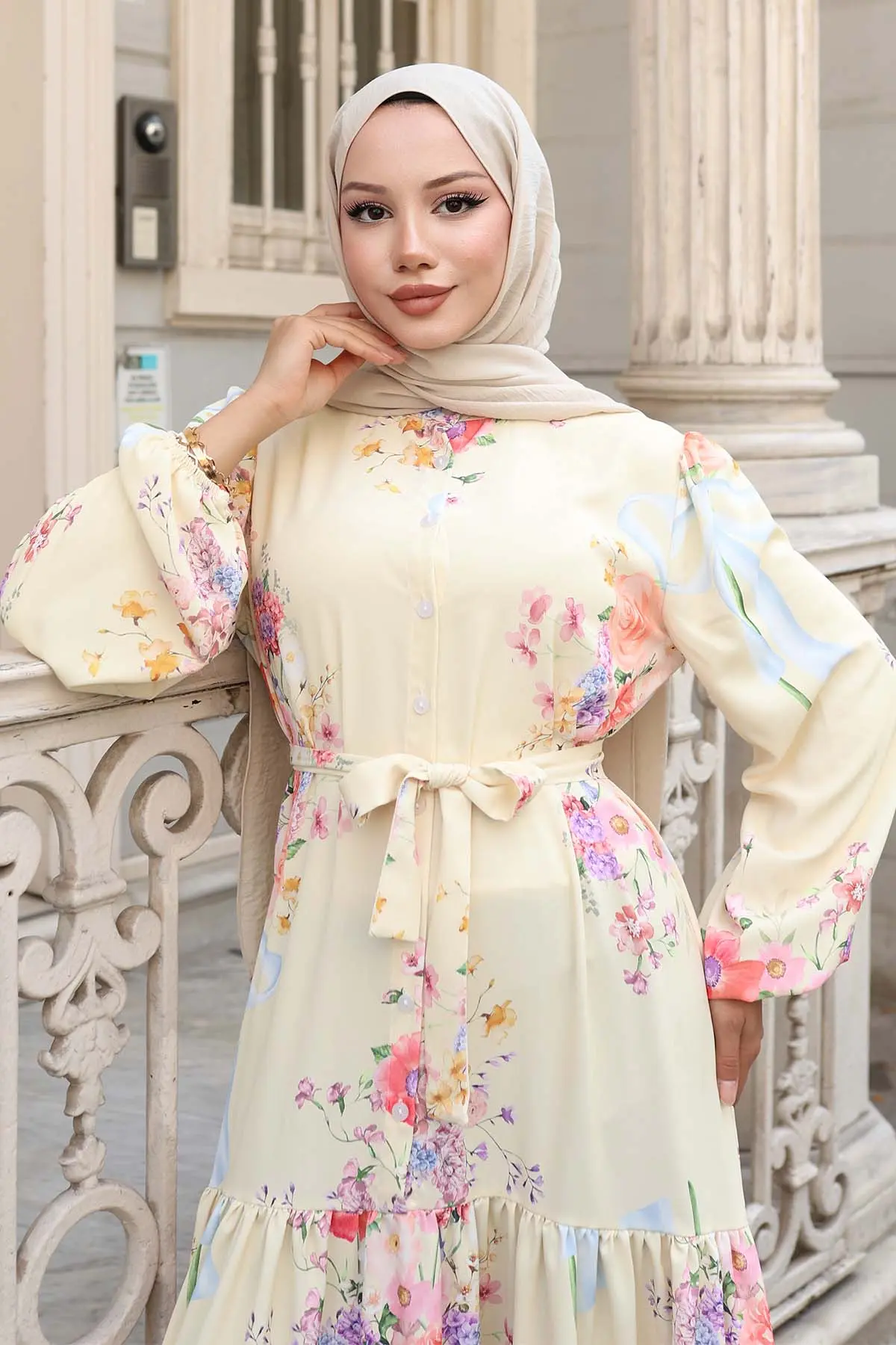 Çiçek Desenli Tesettür Elbise-detail