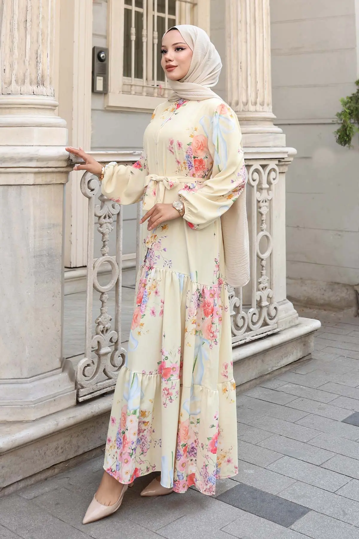 Çiçek Desenli Tesettür Elbise-detail