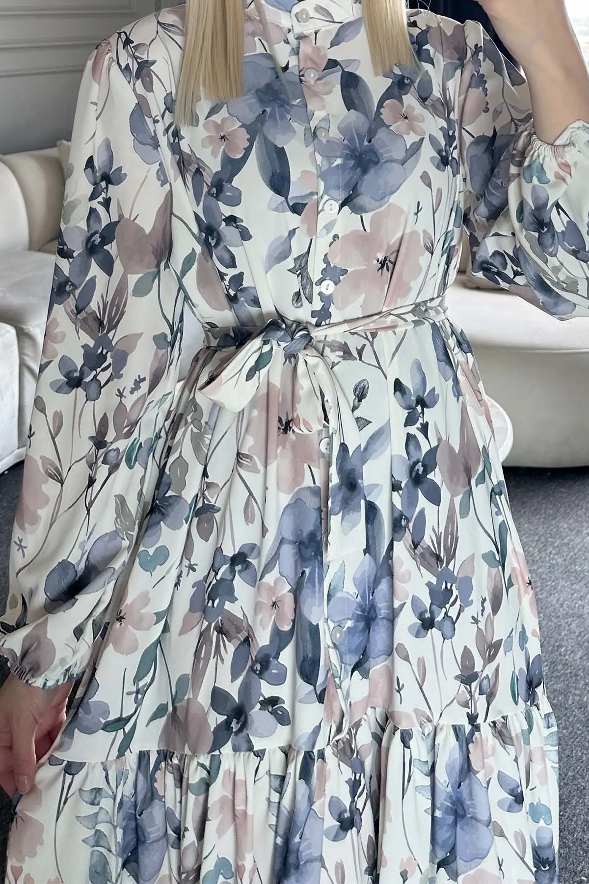 Çiçek Desenli Tesettür Elbise-detail