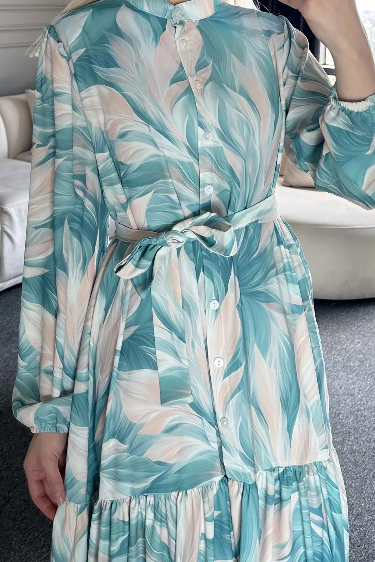 Çiçek Desenli Tesettür Elbise-detail