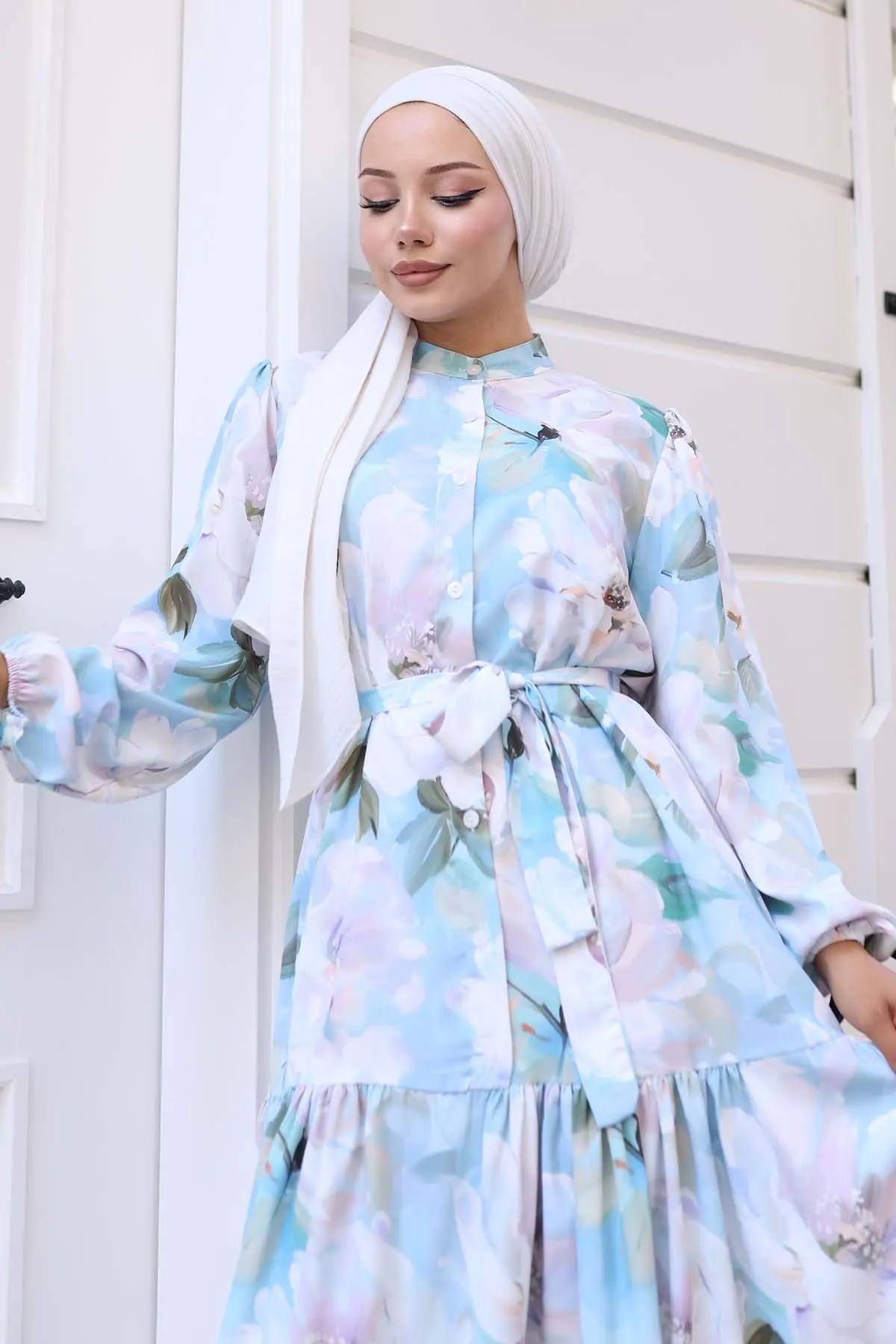 Çiçek Desenli Tesettür Elbise-detail