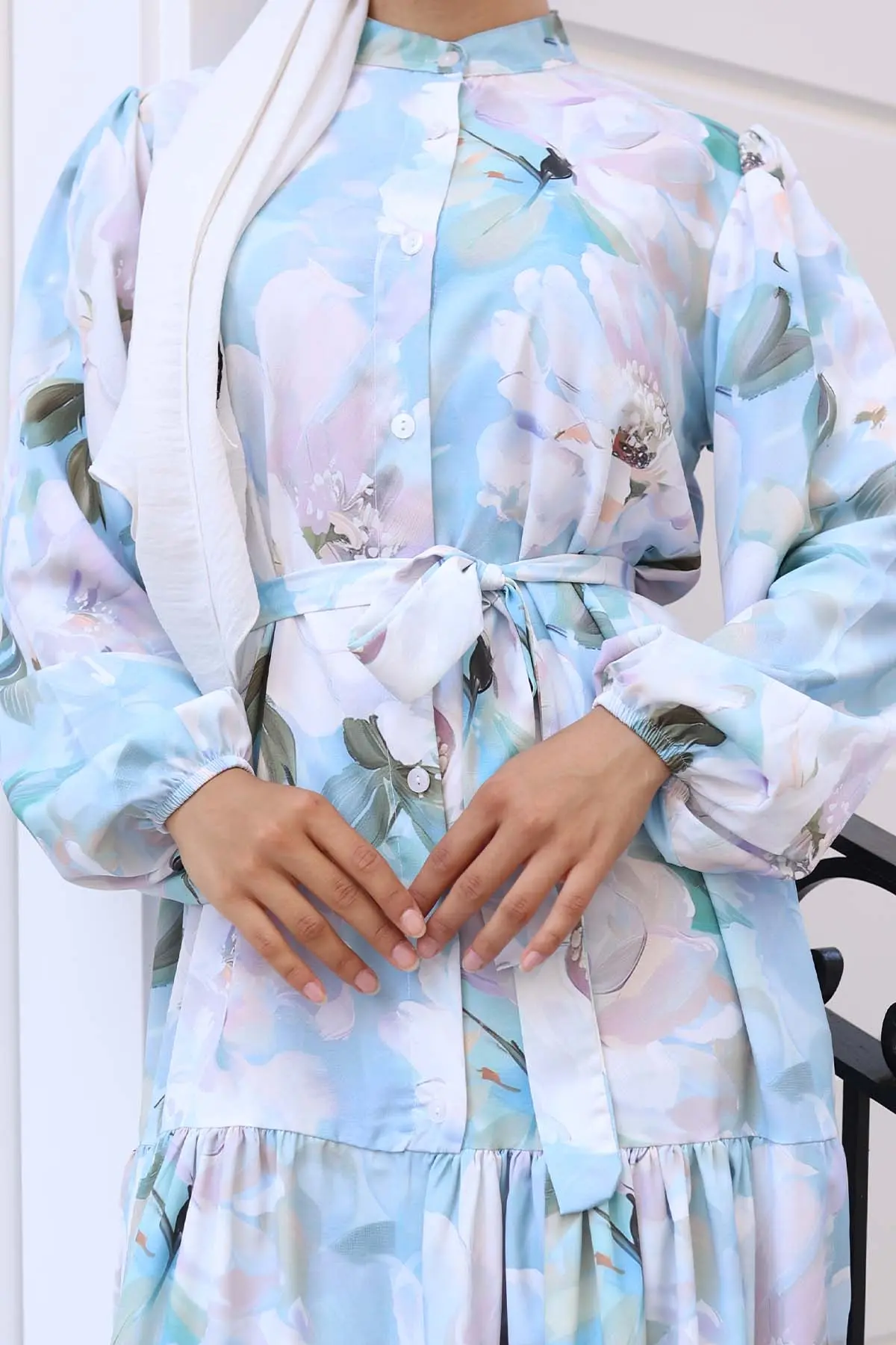 Çiçek Desenli Tesettür Elbise-detail