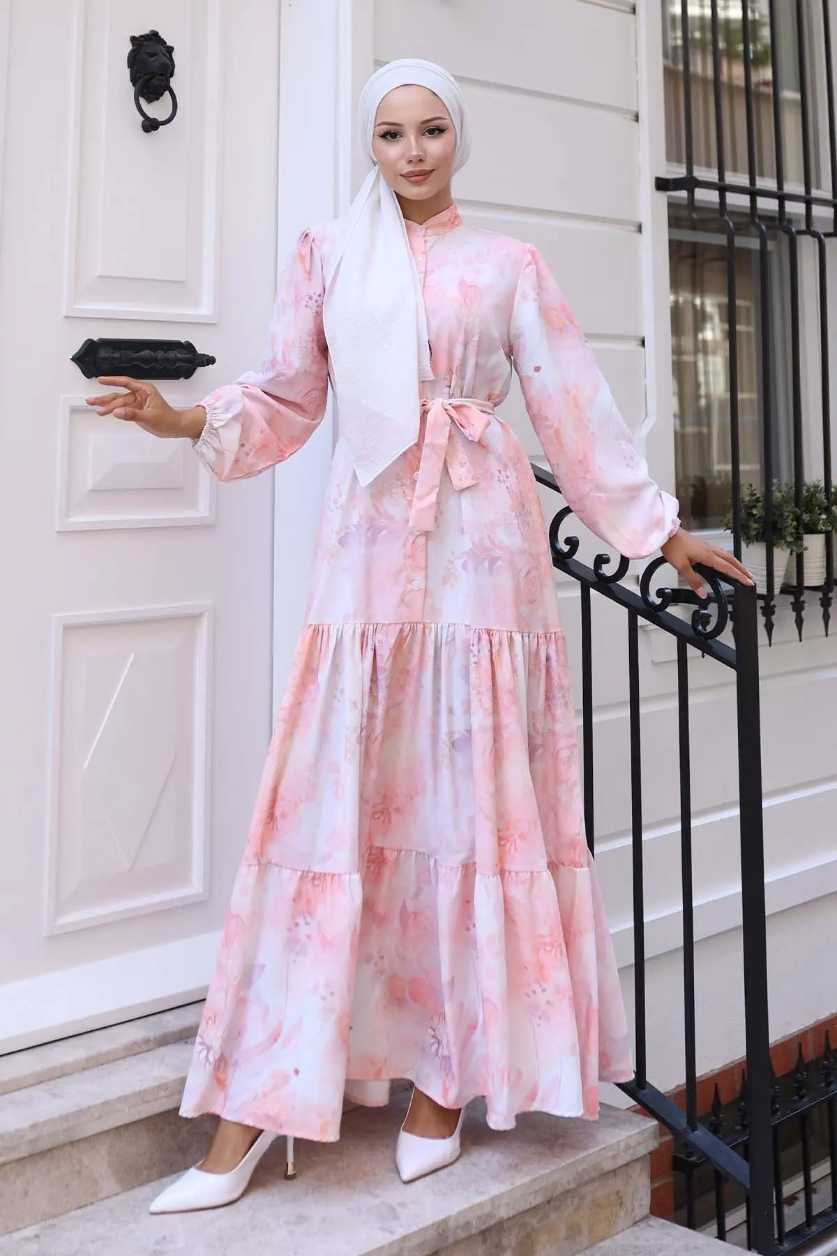 Çiçek Desenli Tesettür Elbise-detail