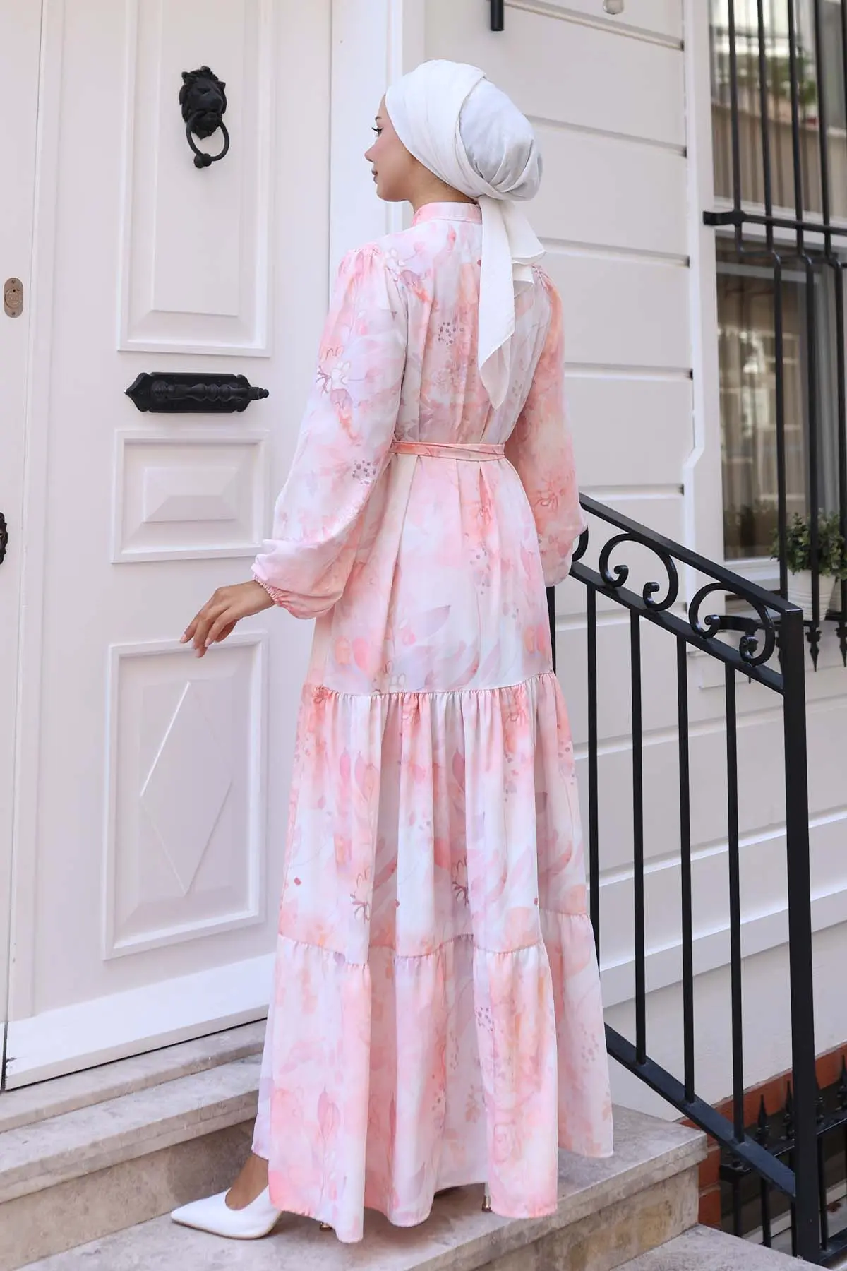 Çiçek Desenli Tesettür Elbise-detail