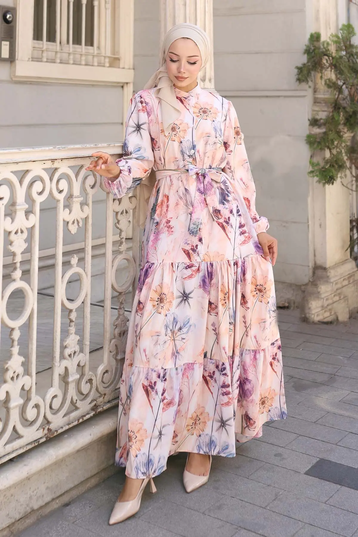Çiçek Desenli Tesettür Elbise-detail