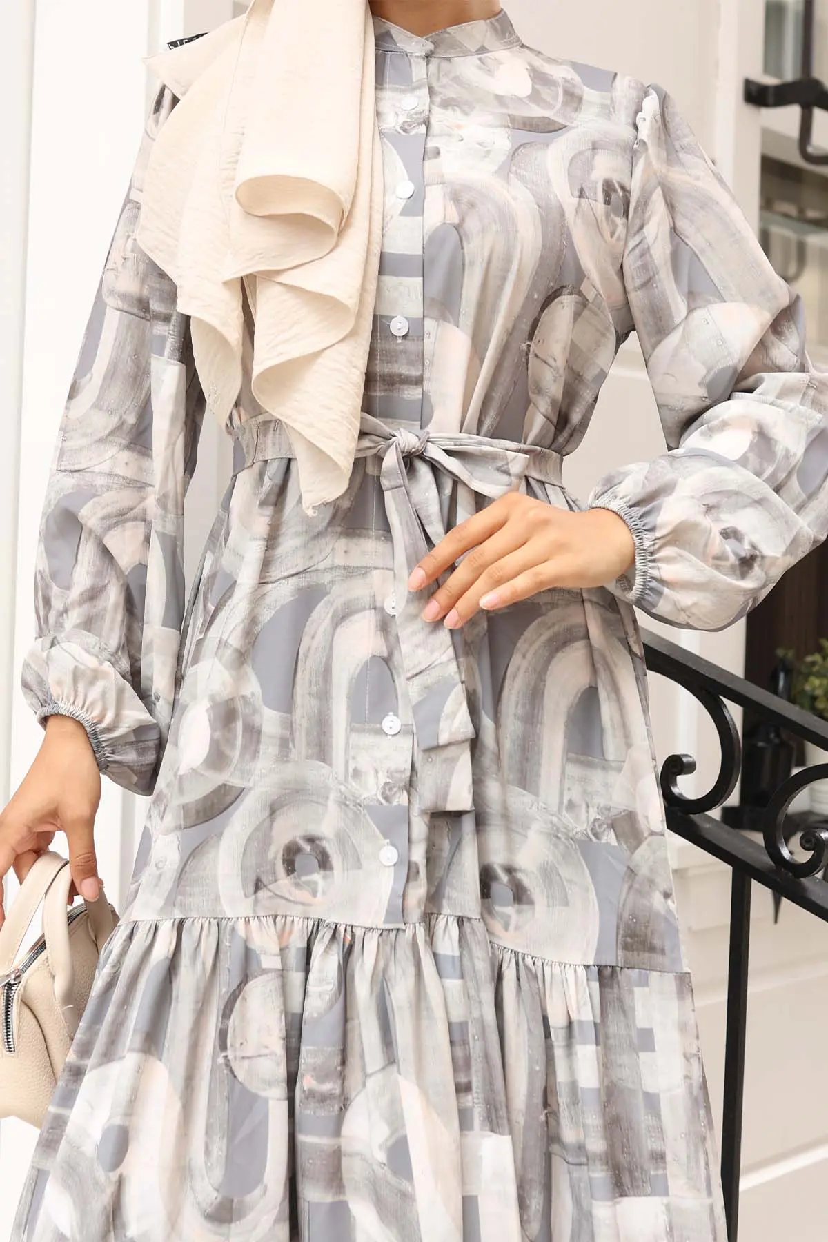 Çiçek Desenli Tesettür Elbise-detail