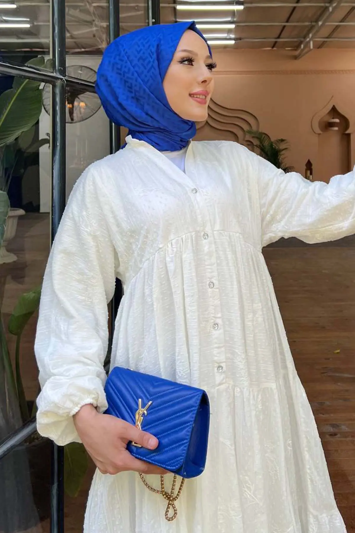 Çiçek Kabartma Desenli Elbise Beyaz 1000-detail