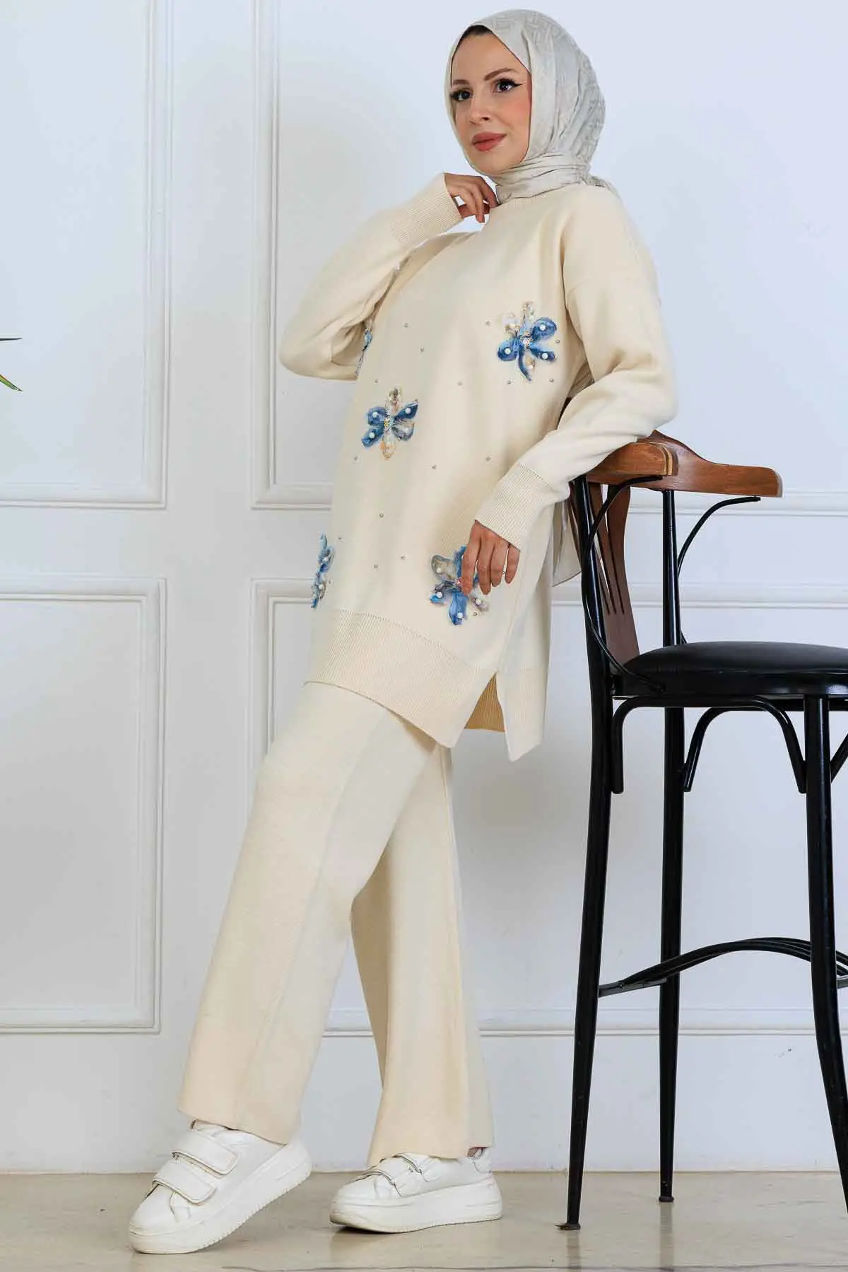 Çiçekli Triko Takım