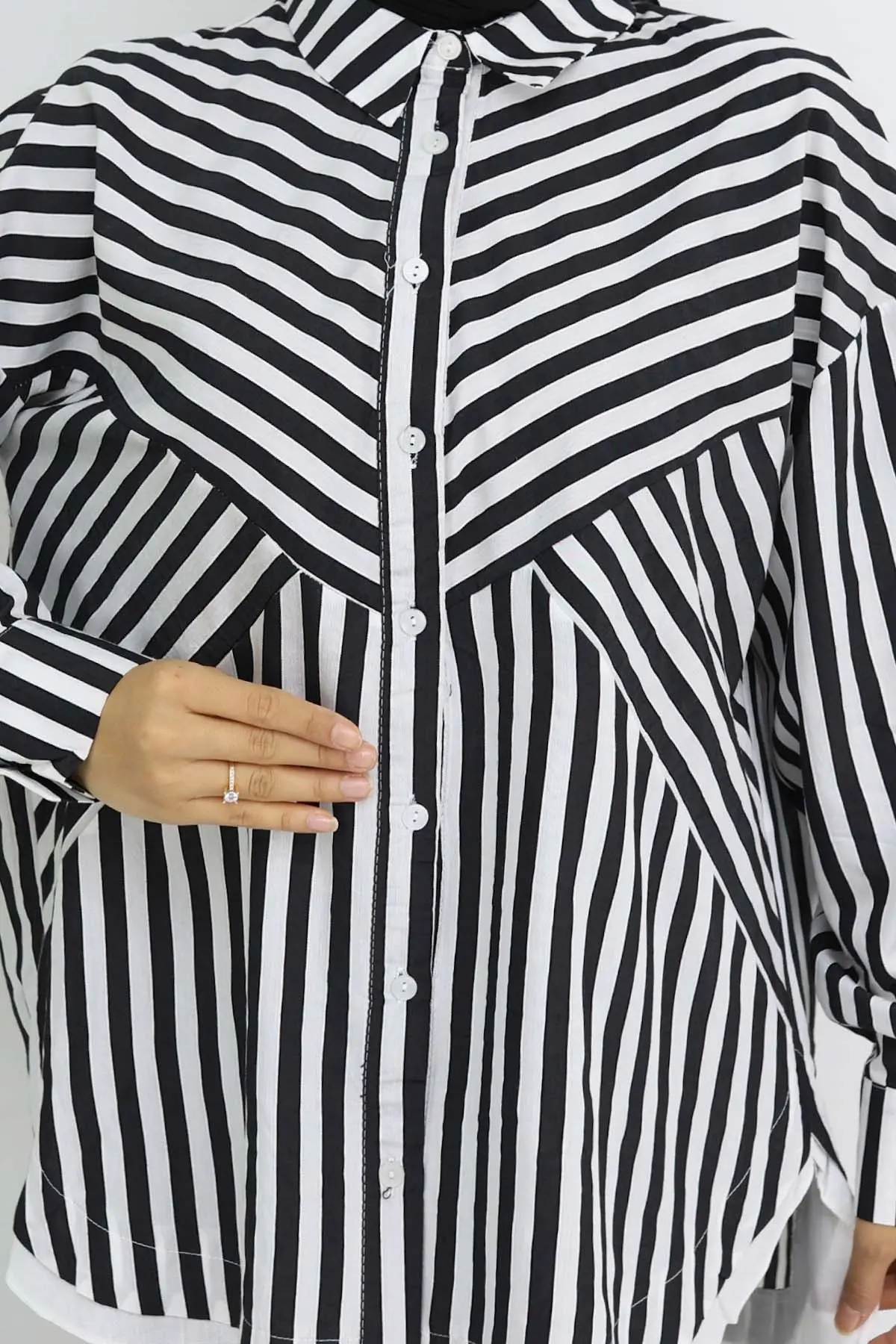 Striped Shirt-detail