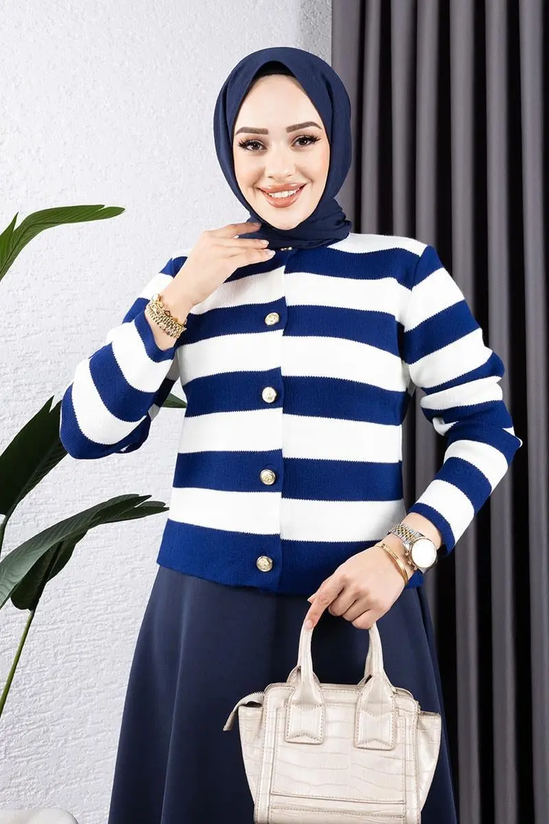 Striped Sweater Cardigan-detail