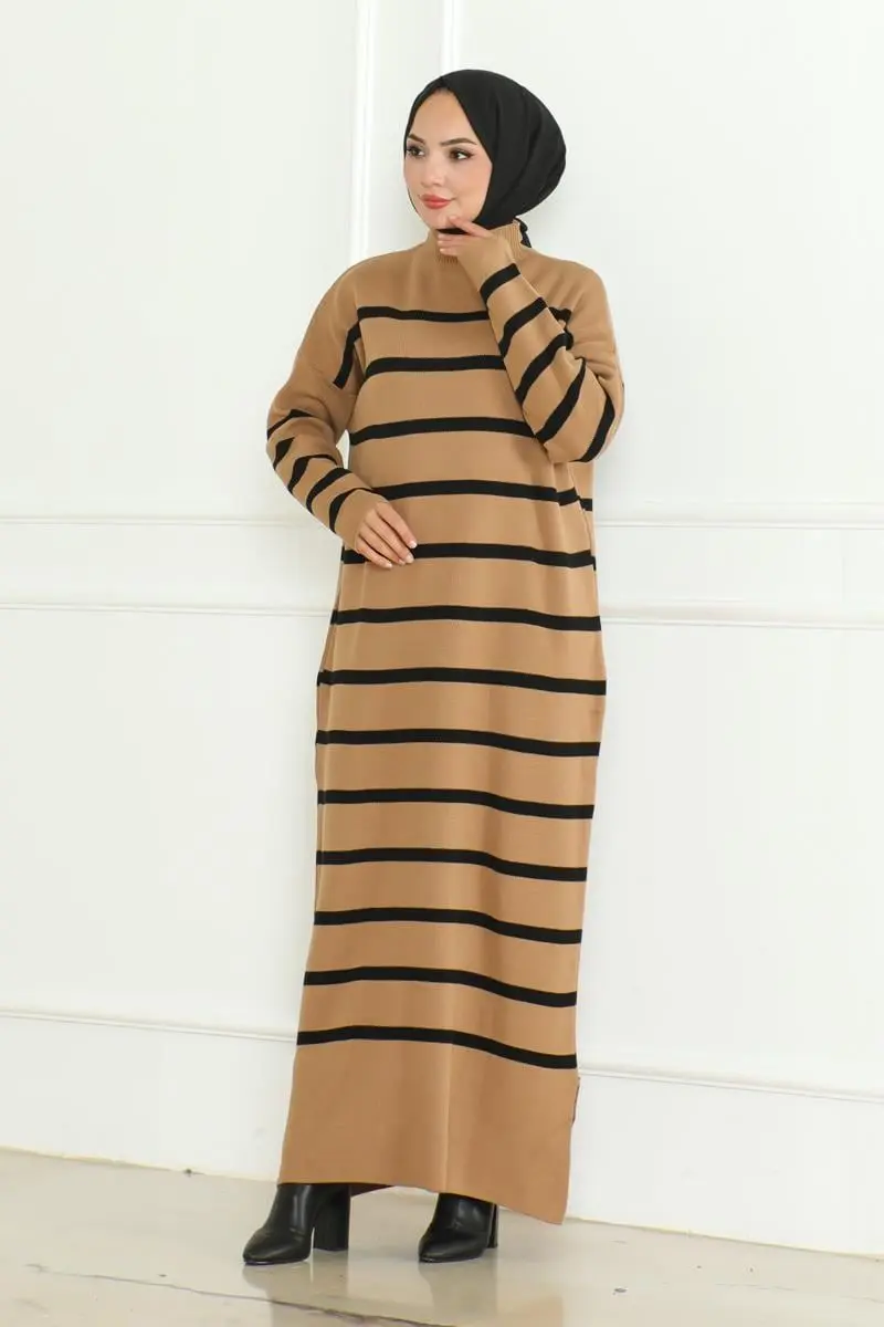 Striped Knitwear Hijab Dress-detail
