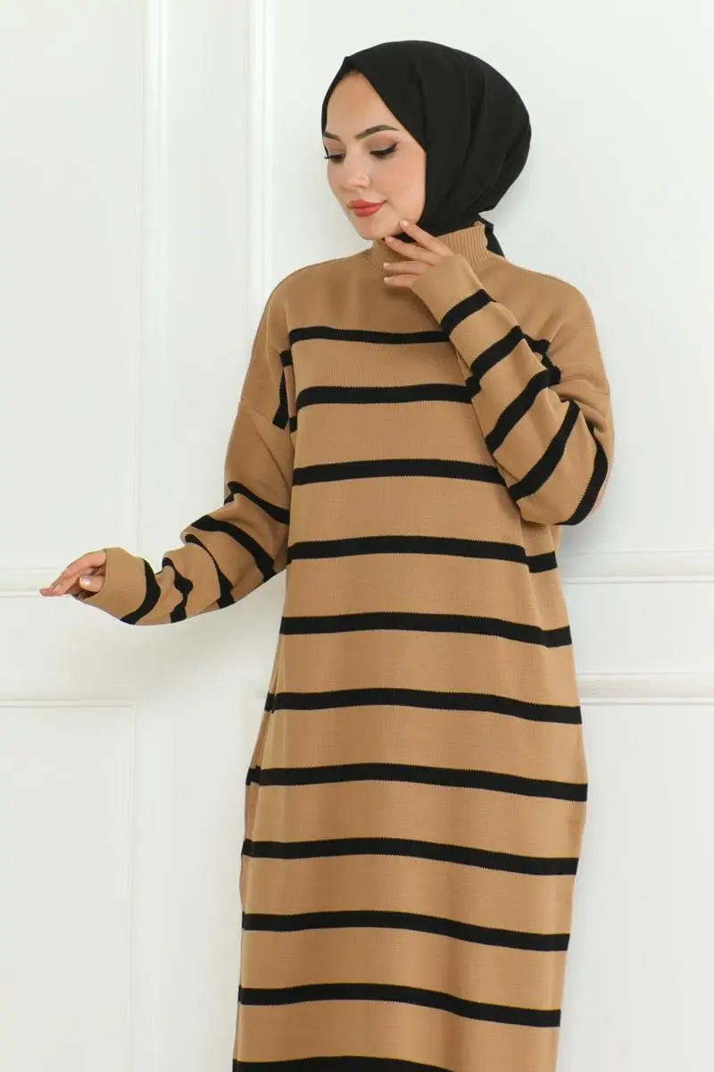 Striped Knitwear Hijab Dress-detail