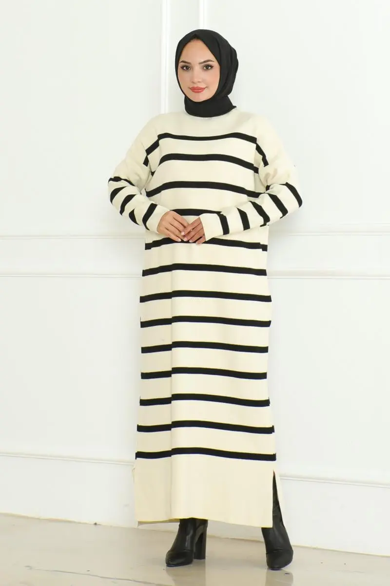 Striped Knitwear Hijab Dress-detail