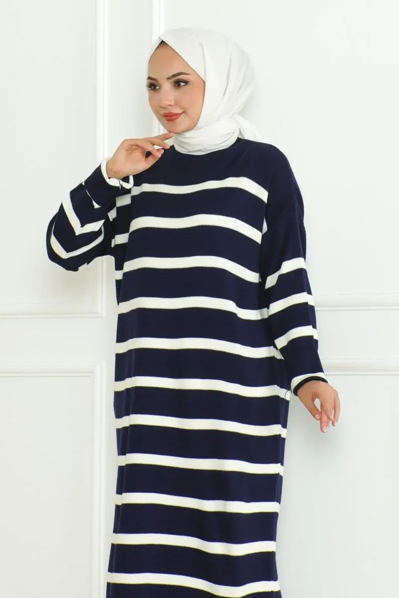 Striped Knitwear Hijab Dress-detail