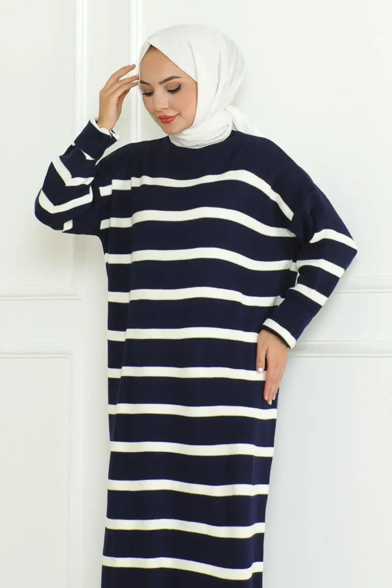 Striped Knitwear Hijab Dress-detail