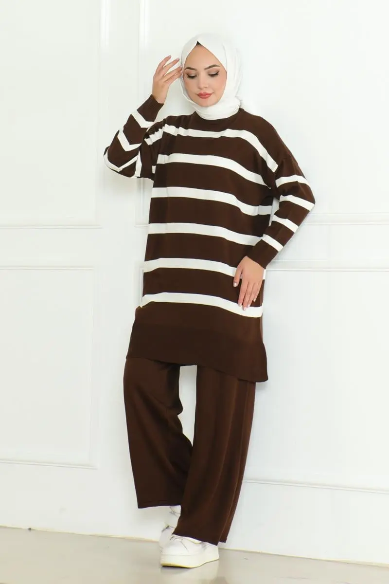 Striped Knitwear Hijab Set-detail